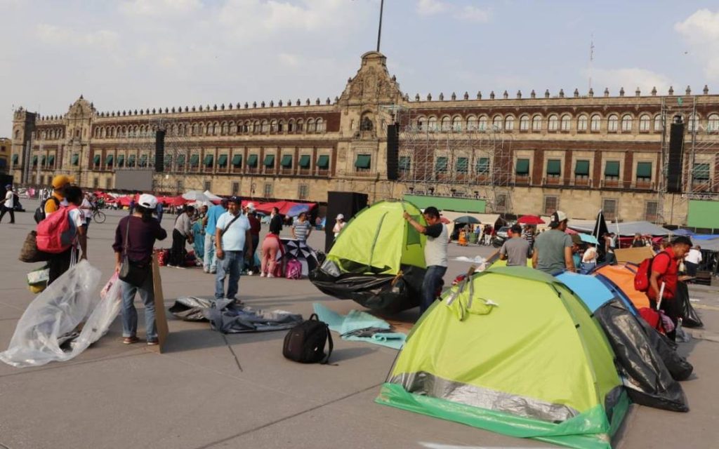 CNTE reubica plantón, pero se mantiene en el Zócalo - El Heraldo de Chiapas