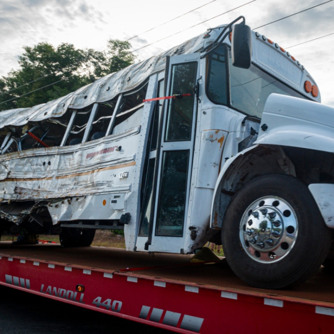 Mueren 8 jornaleros mexicanos por accidente de autobús en Florida, EU - El Heraldo de Chiapas