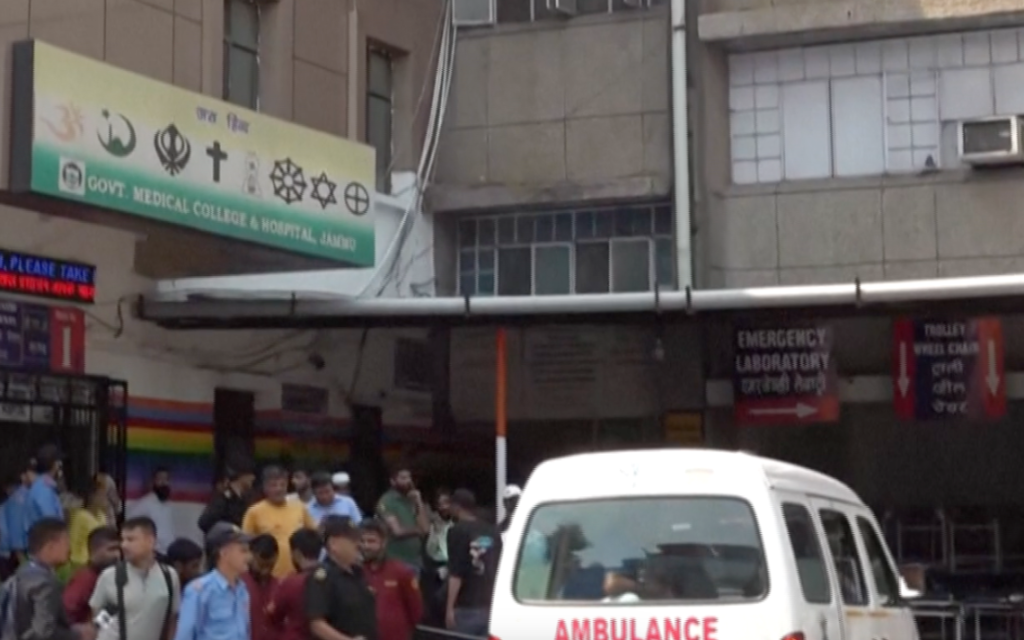 Ataque contra un autobús en la India deja vaeios muertos y heridos - El Heraldo de Chiapas