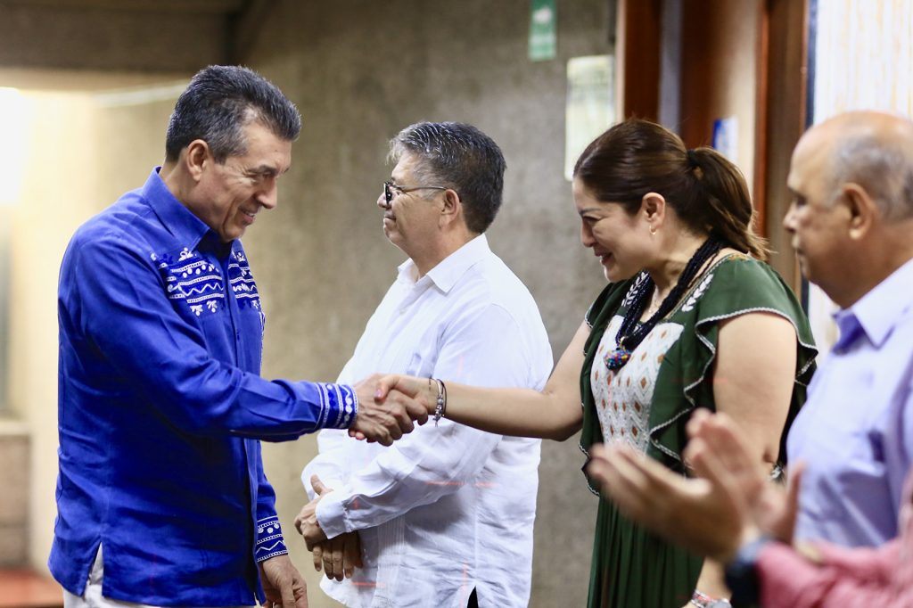 Exhorta Rutilio Escandón a titulares de dependencias a cerrar filas ante cierre de la administración