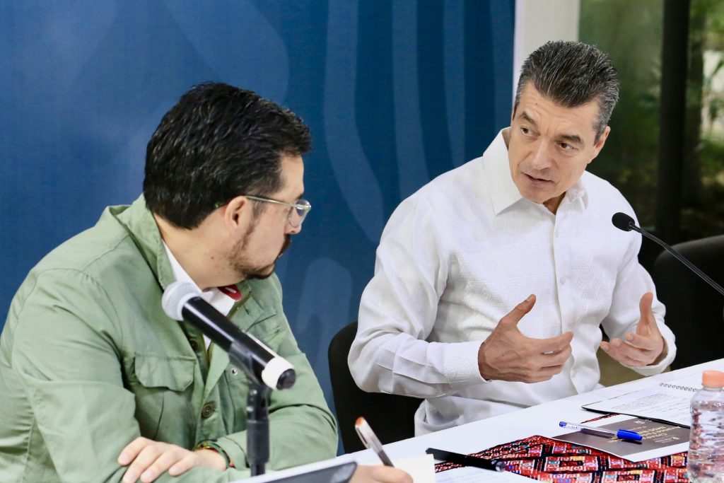 Rutilio Escandón y Zoé Robledo encabezan reunión de evaluación del modelo IMSS-Bienestar en Chiapas