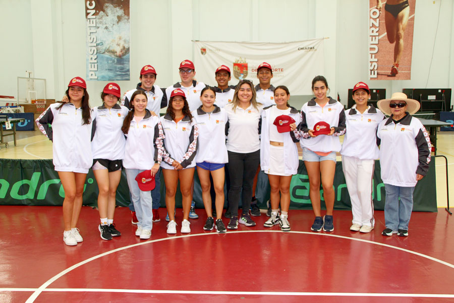 Selección chiapaneca de natación lista para los Nacionales Conade 2024