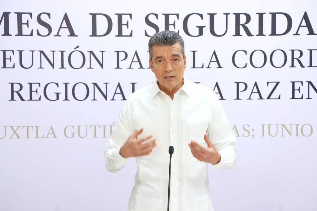 Sociedad y gobierno trabajamos juntos en el combate y prevención de incendios forestales: Rutilio Escandón